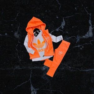 Brand new kids adidas outfit have different sizes